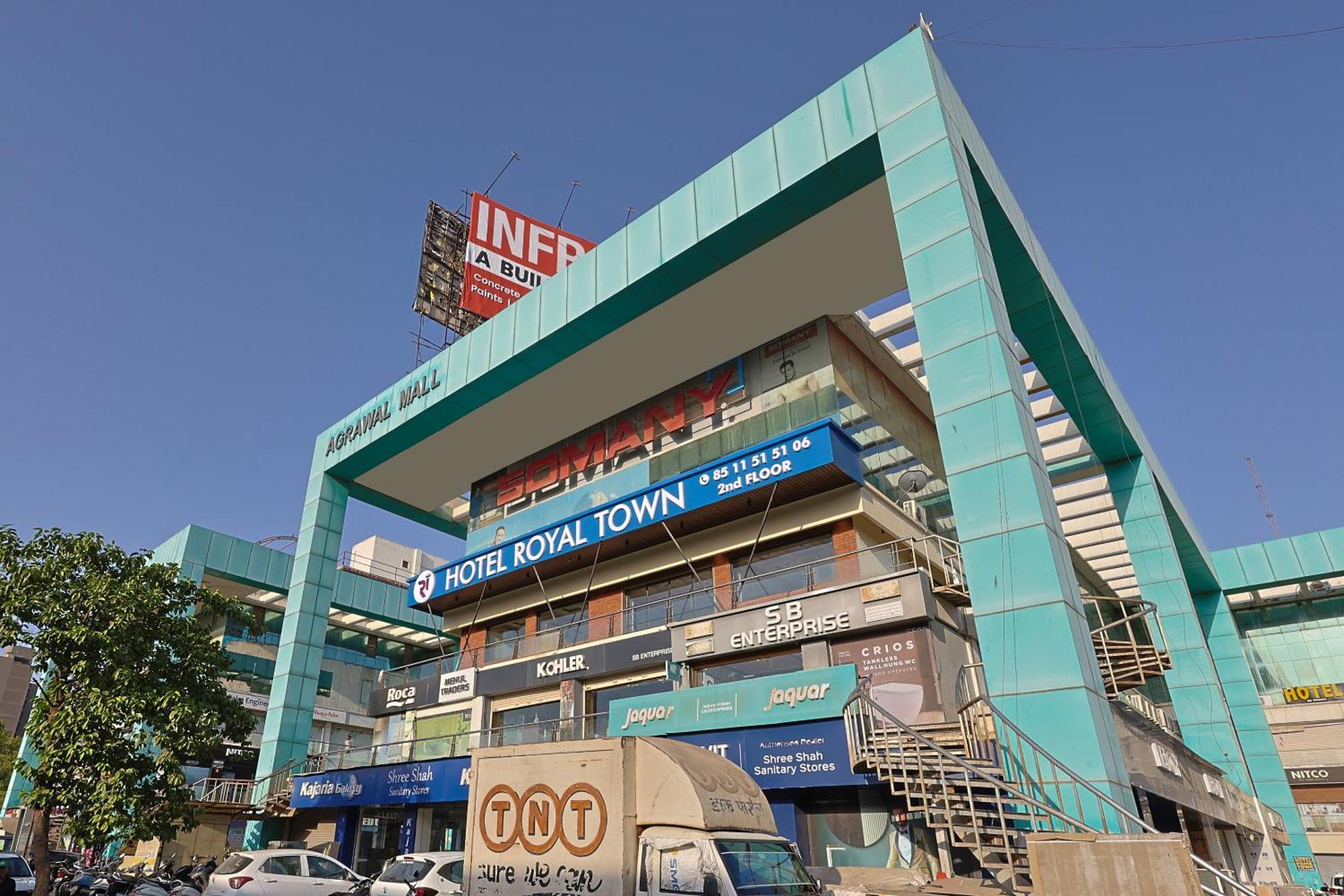 Hotel Royal Town Ahmedabad Eksteriør bilde